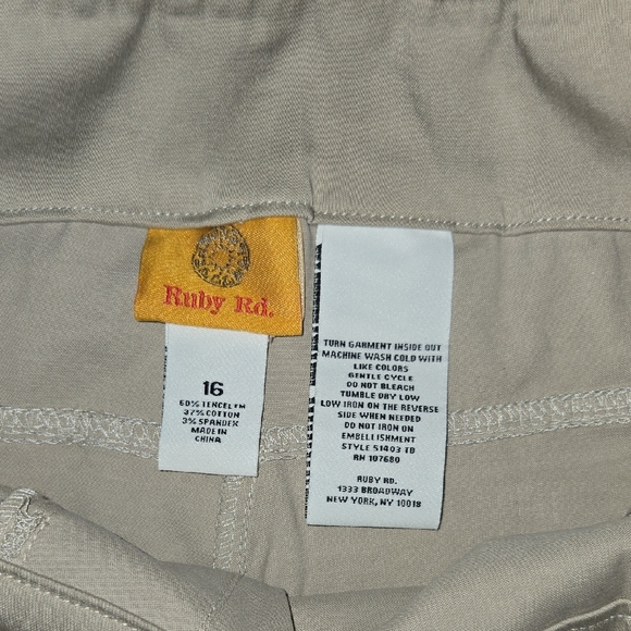 Ruby Rd. Beige Trousers - Picture 4 of 11